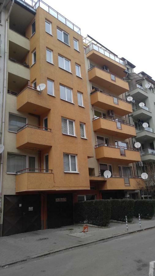 Modern Apartment Sofia Center Buitenkant foto